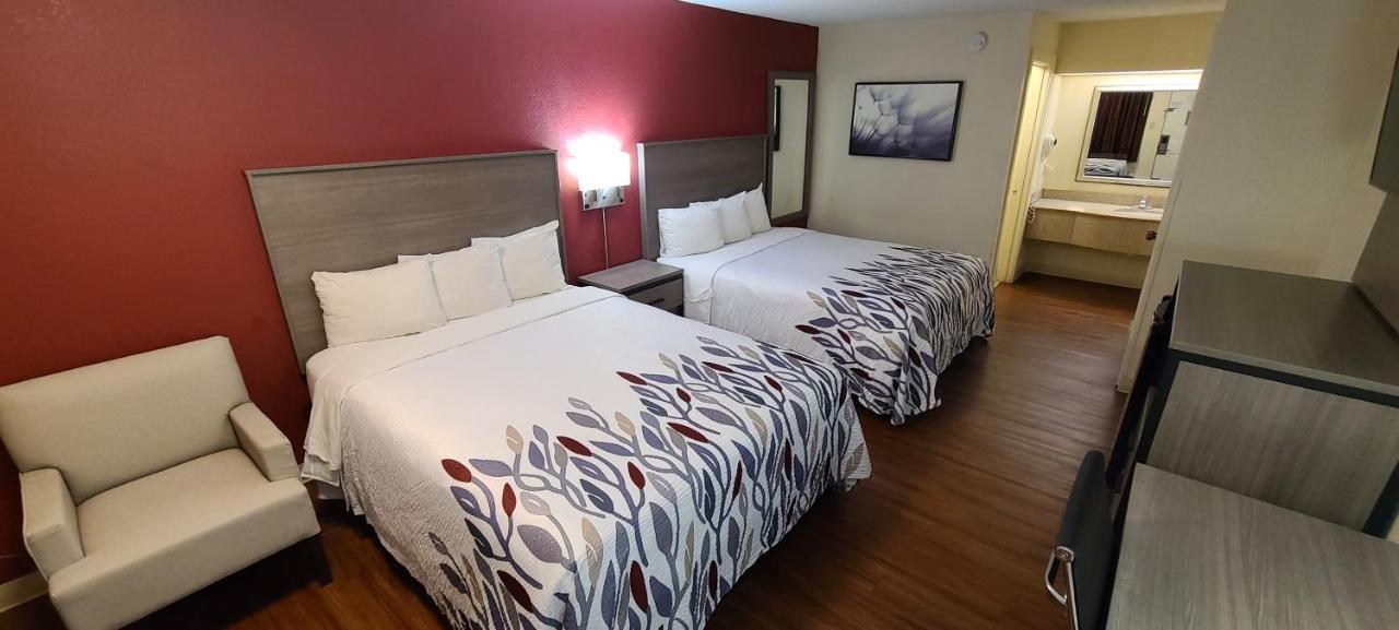 Red Roof Inn & Suites Cornelius - Lake Norman Εξωτερικό φωτογραφία