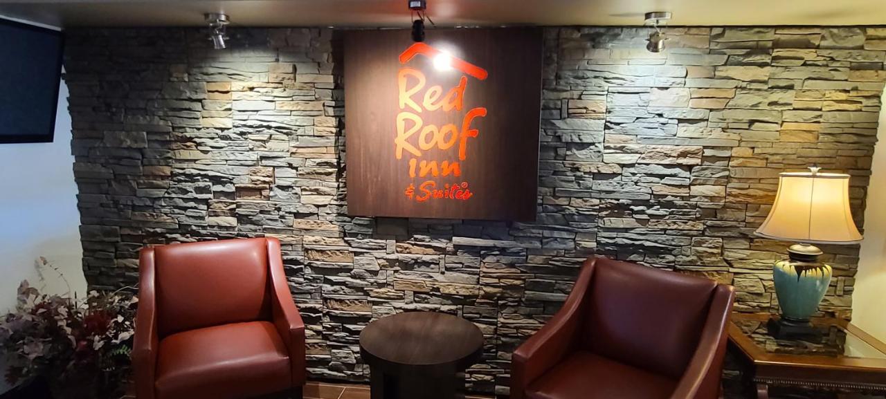 Red Roof Inn & Suites Cornelius - Lake Norman Εξωτερικό φωτογραφία
