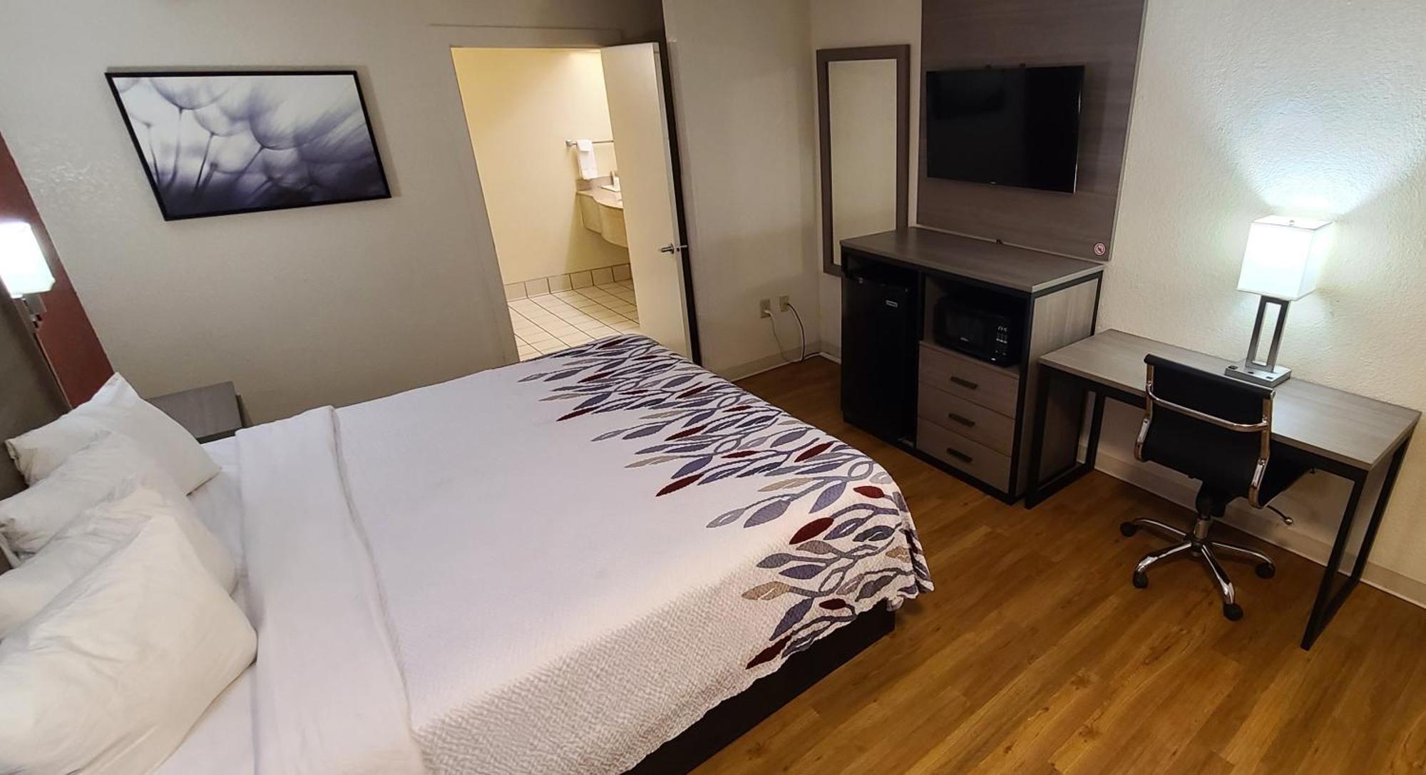Red Roof Inn & Suites Cornelius - Lake Norman Εξωτερικό φωτογραφία