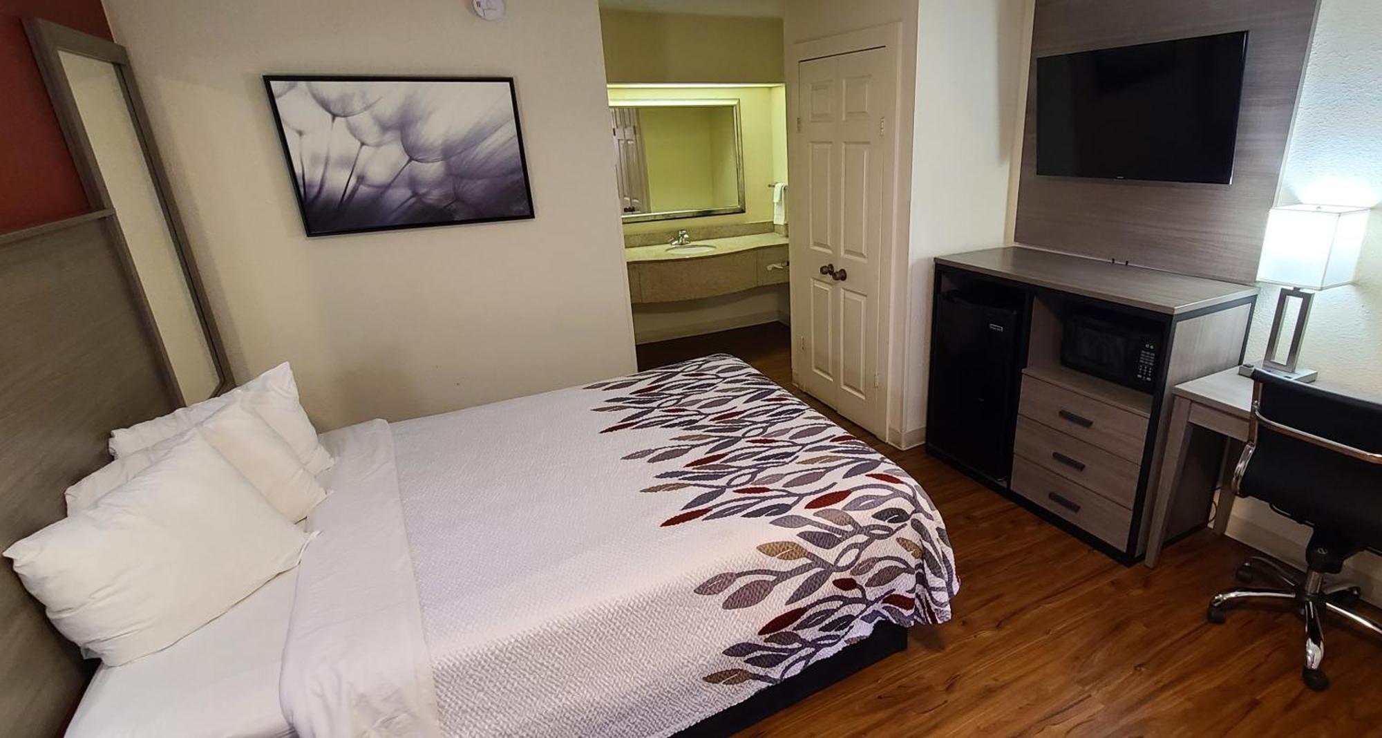 Red Roof Inn & Suites Cornelius - Lake Norman Εξωτερικό φωτογραφία
