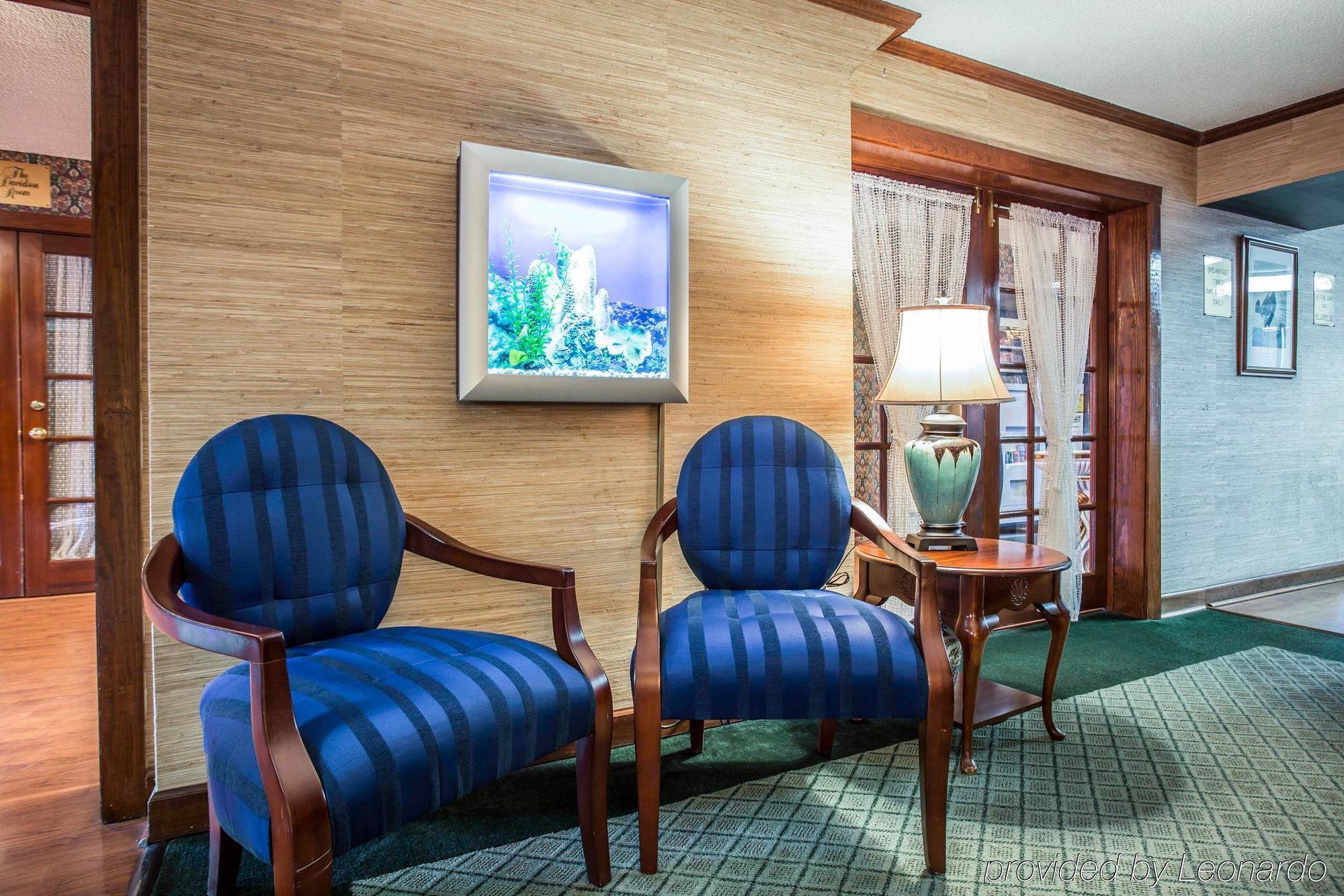Red Roof Inn & Suites Cornelius - Lake Norman Εξωτερικό φωτογραφία